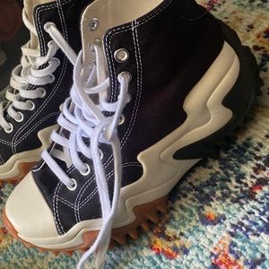 Converse Run Star Hike Motion